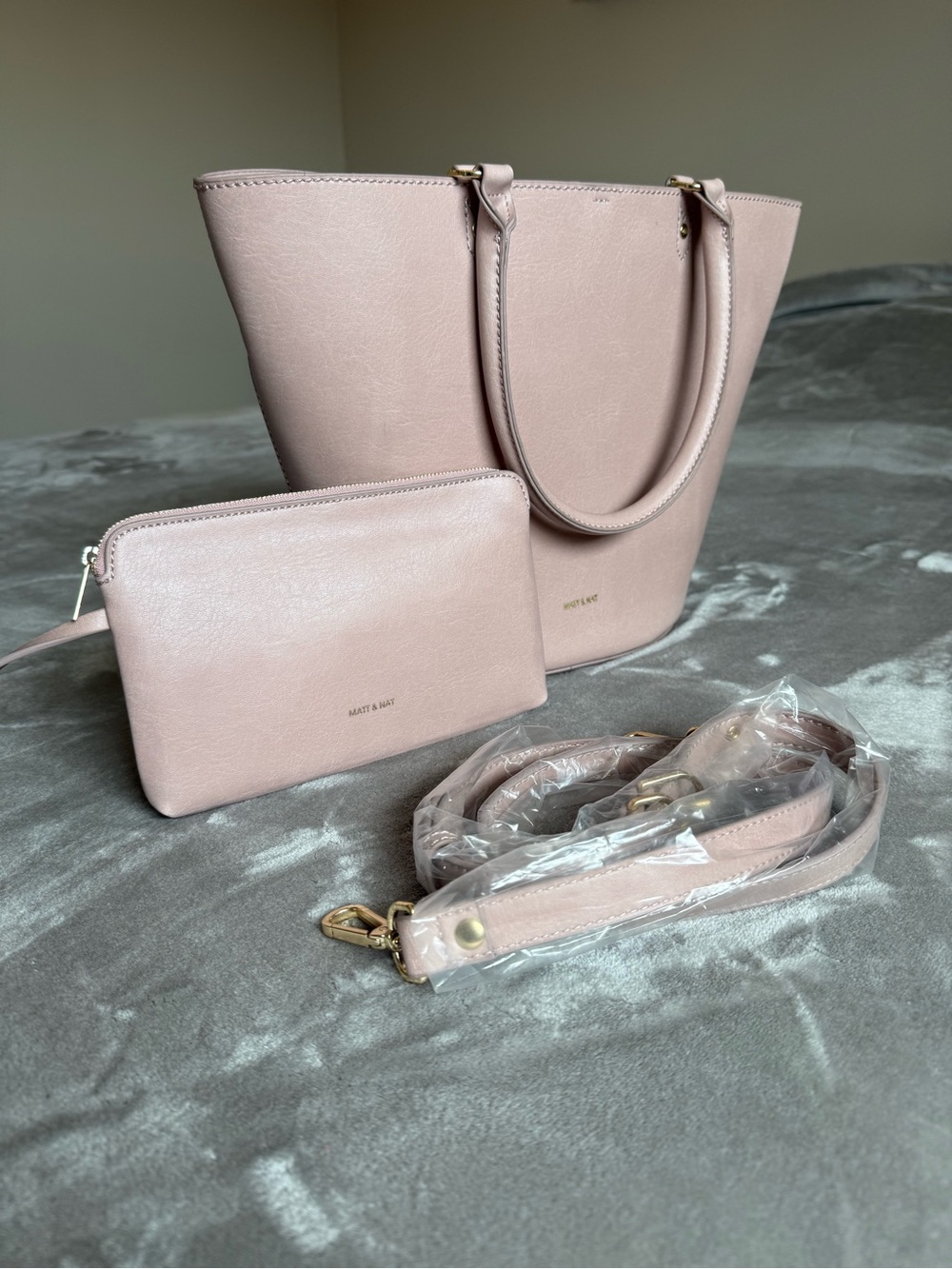 Matt & Nat Soft Blush Vegan Tote with Matching Pouch and Strap